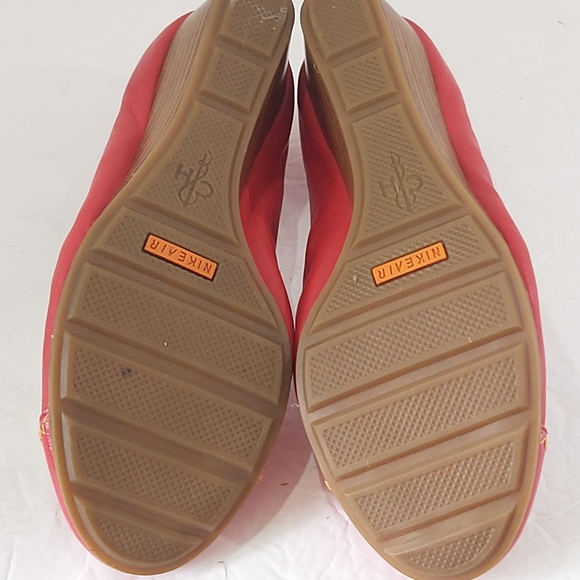 COLE HAAN | Women's Milly Cap Toe Wedge Heels Red Size 6.5 - Picture 7 of 8